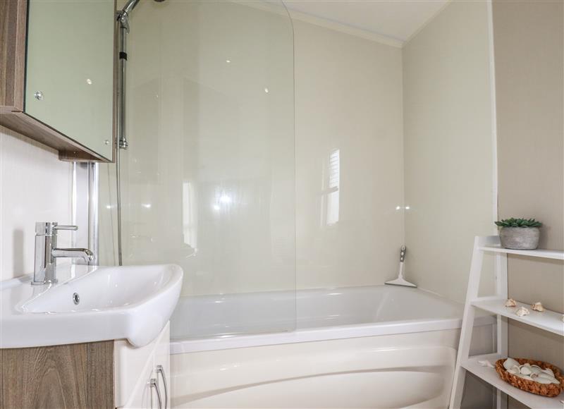 This is the bathroom at No. 4 Fistral, Crantock