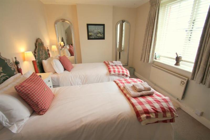 Twin bedroom (photo 2) at No 4 Lowerbourne, Porlock