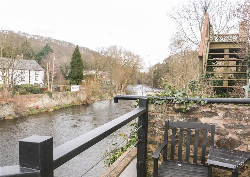 The setting around No. 9 On The Riverbank at No. 9 On The Riverbank, Llangollen