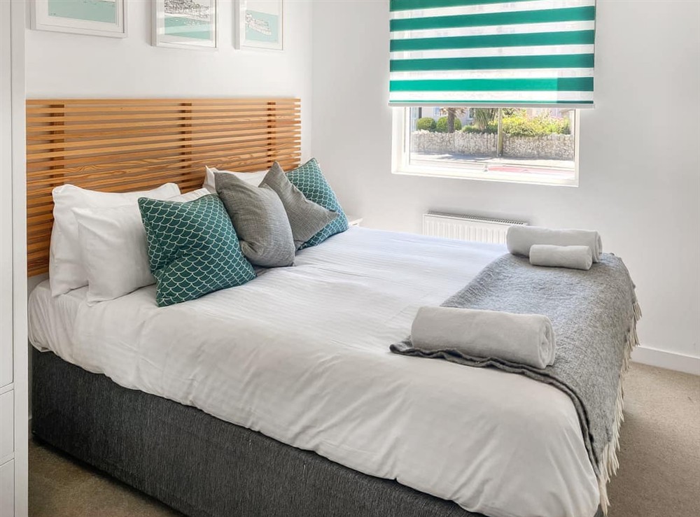 Double bedroom (photo 2) at No.1 Quay Court in Newquay, Cornwall