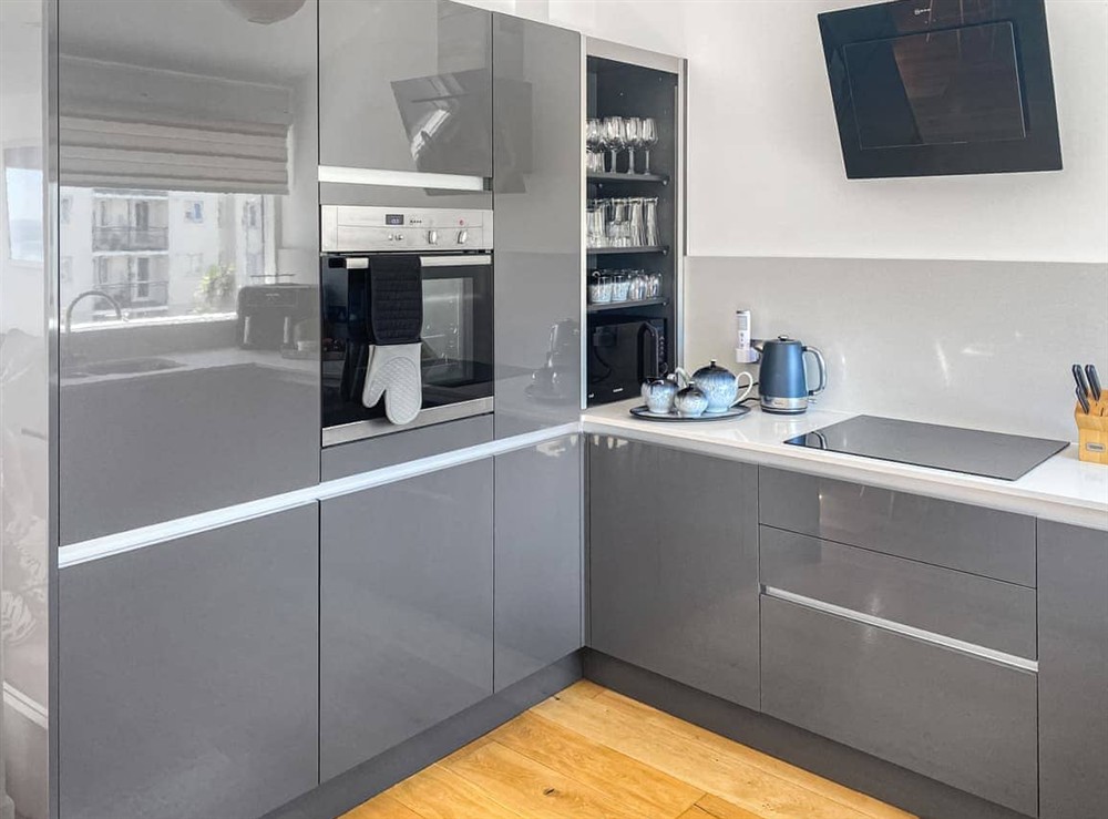 Kitchen at No.1 Quay Court in Newquay, Cornwall