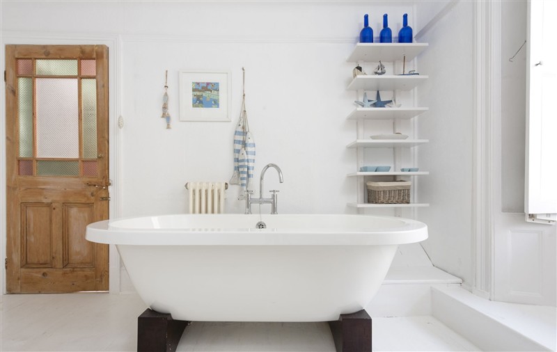 The bathroom (photo 2) at No.1 St Eia, Cornwall