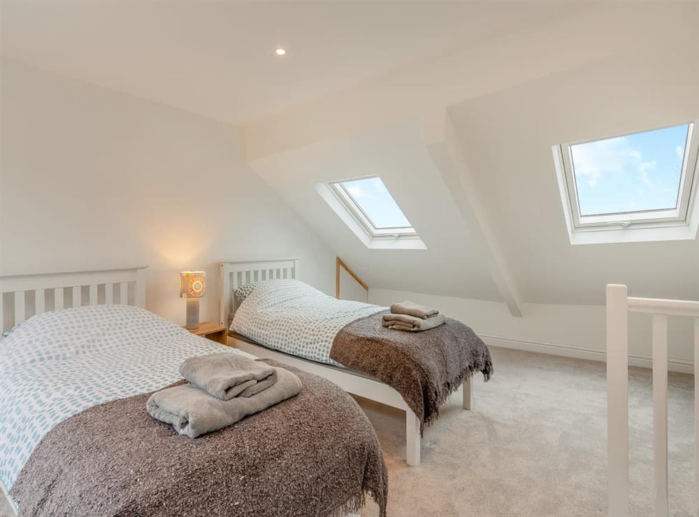 Twin bedroom at No.11 in Brixham, Devon