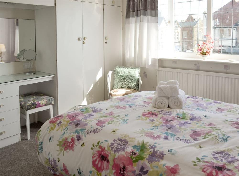 Dressing area within double bedroom at No.19 in Filey, Yorkshire, North Yorkshire