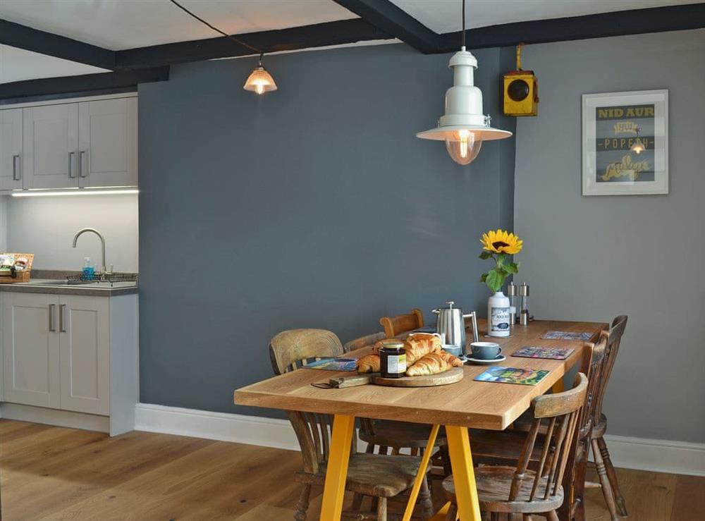 Appealing dining area at No.5 at Ginhaus in Llandeilo, Carmarthenshire, Dyfed