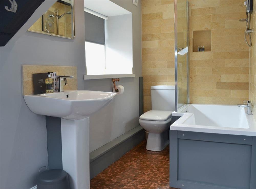Beautifully designed bathroom at No.5 at Ginhaus in Llandeilo, Carmarthenshire, Dyfed