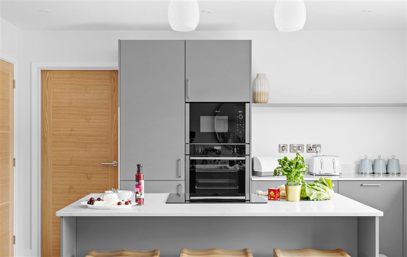 The kitchen (photo 2) at