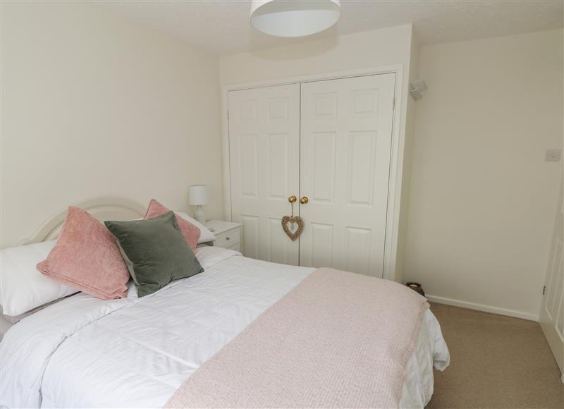 This is a bedroom at No.7 Merlins Gardens, Tenby