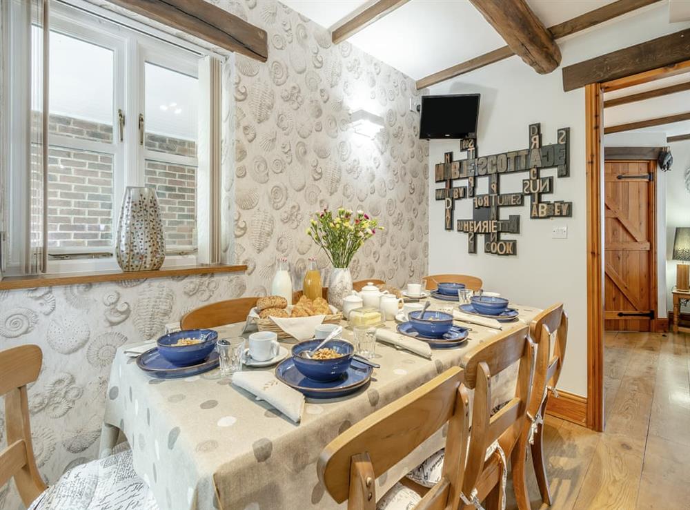 Dining room at Nobles Cottage in Whitby, North Yorkshire