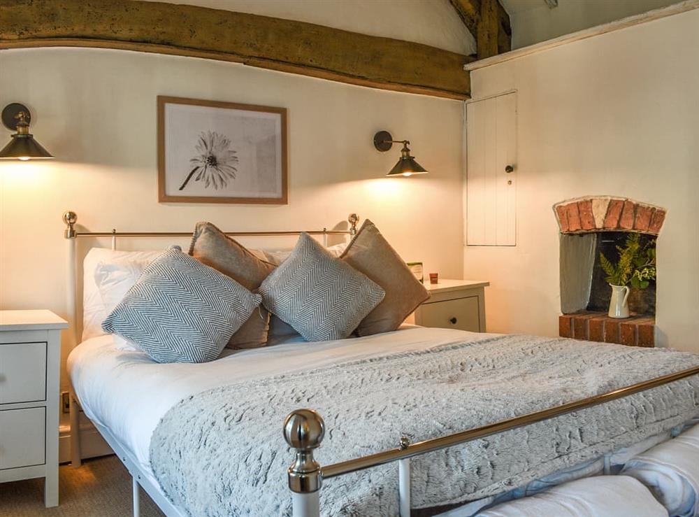 Double bedroom at North Cottage in Winchcombe, near Cheltenham, Gloucestershire