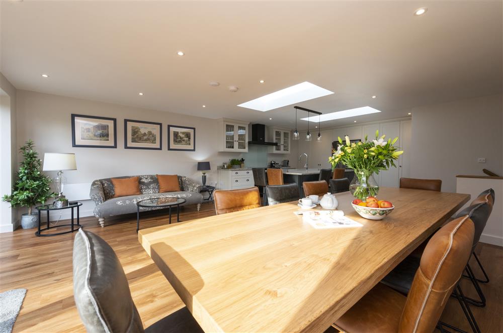 The open-plan kitchen with breakfast and sitting areas at North Leaze Farmhouse, North Cadbury