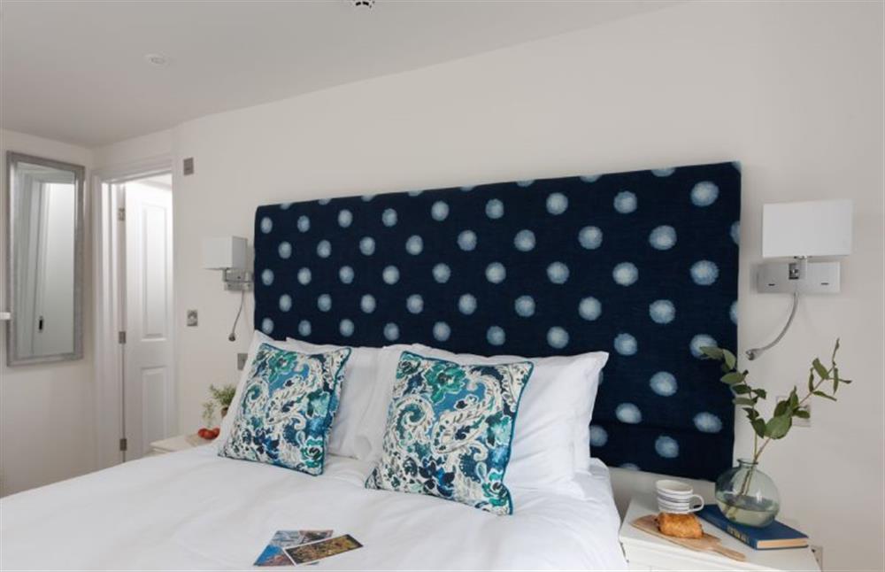 Bedroom two on first floor with a 4’6 double bed at Northcliffe, Port Isaac