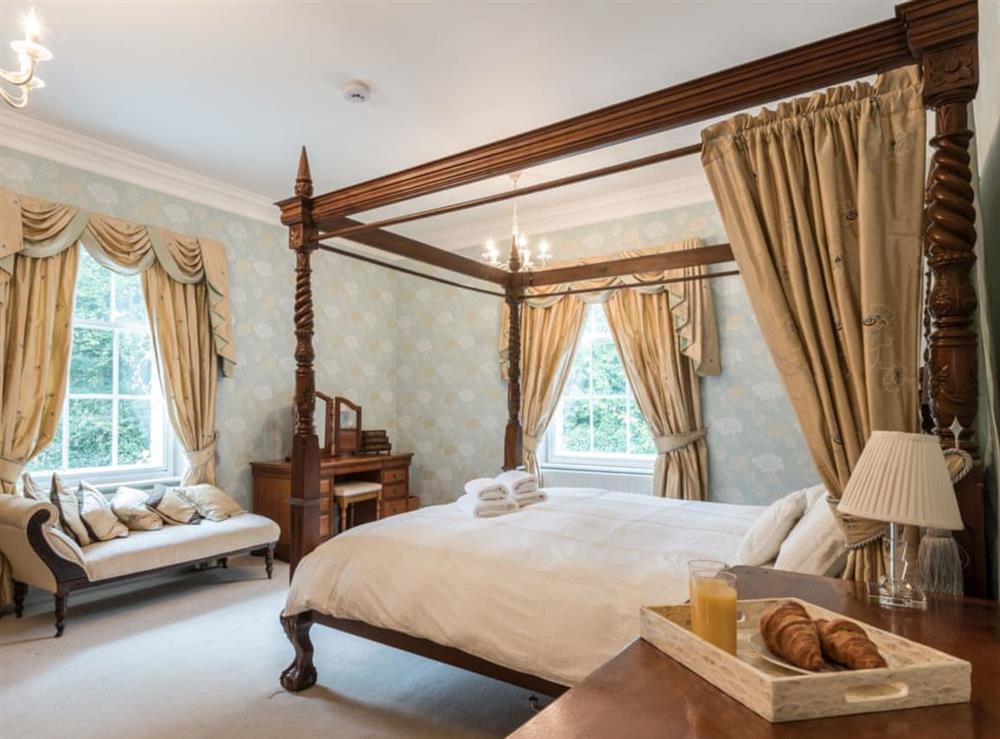Four poster bedroom at Northolme Hall in Wainfleet All Saints, near Skegness, Lincolnshire