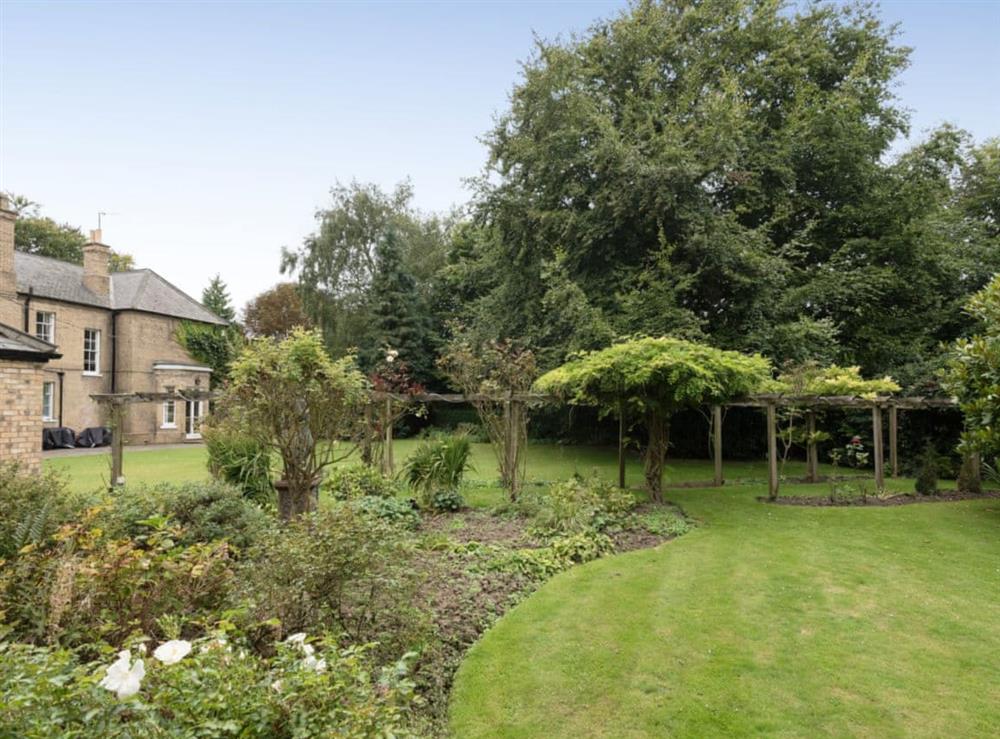 Garden & grounds at Northolme Hall in Wainfleet All Saints, near Skegness, Lincolnshire