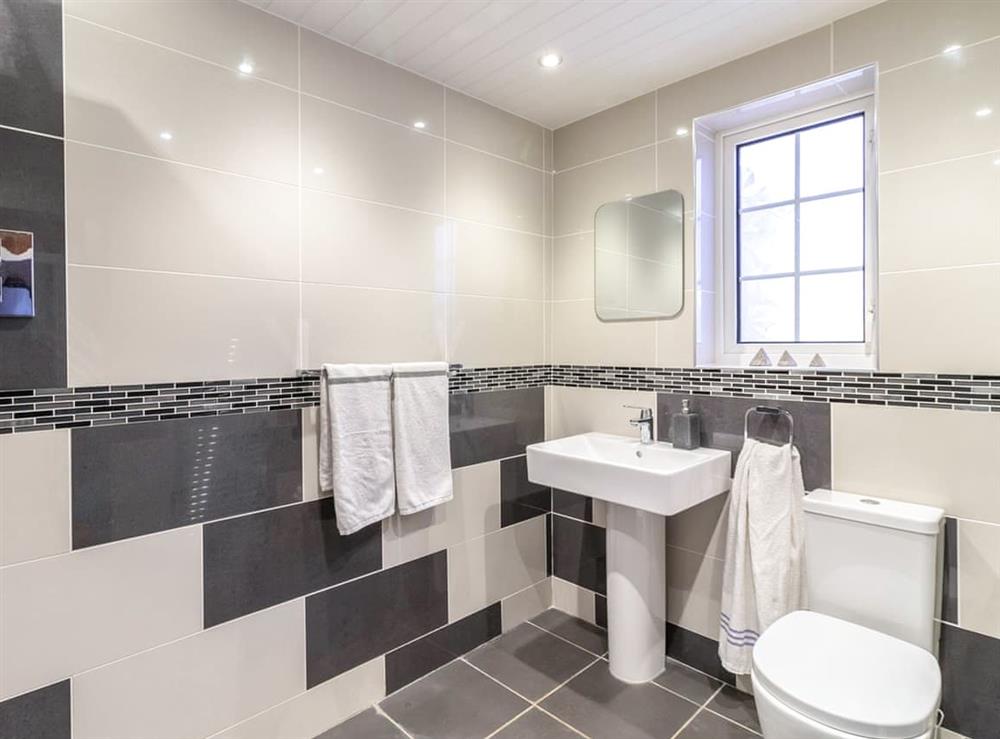 Shower room at Northstead Lodge in Bridlington, North Humberside