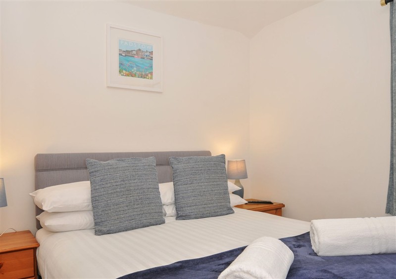 One of the 2 bedrooms at Norvys, Bossiney