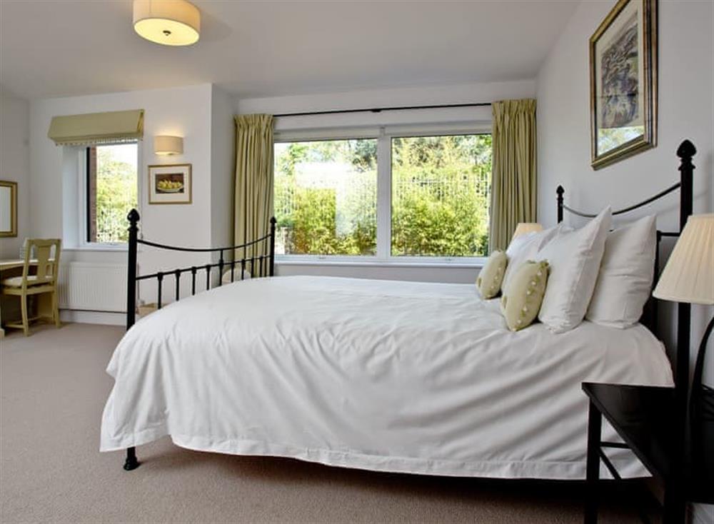 Double bedroom (photo 3) at Nothe View in Dorset, Weymouth & Portland
