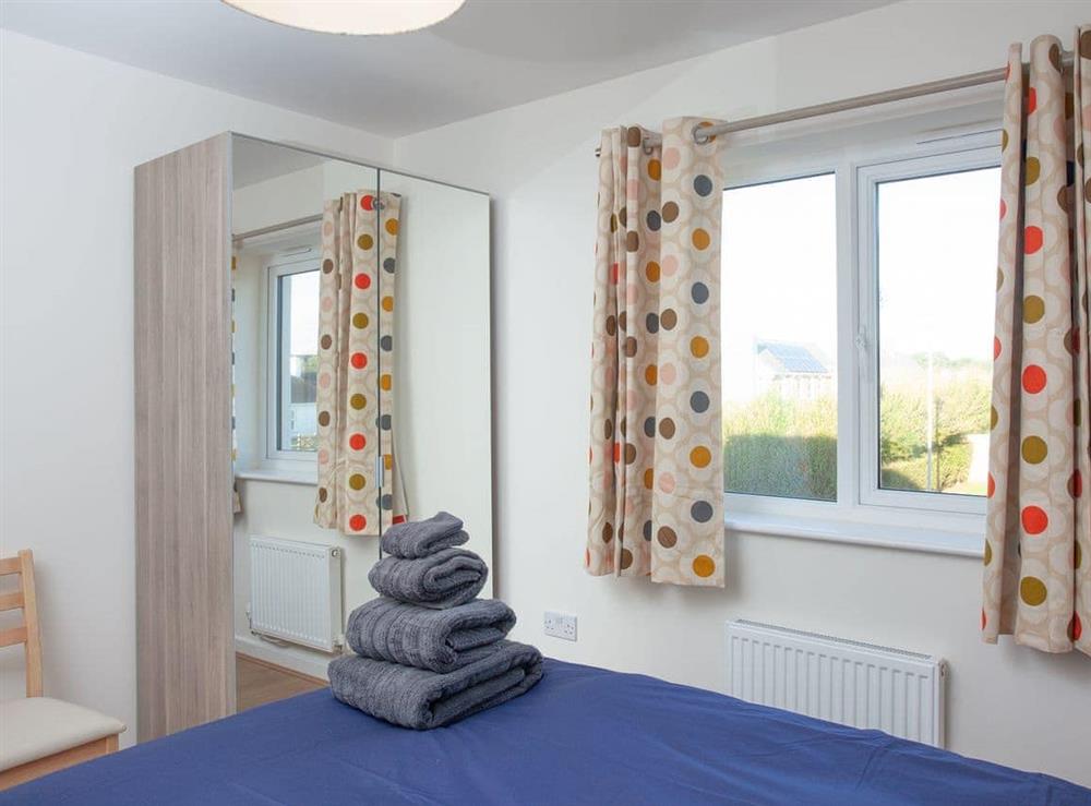 Double bedroom (photo 4) at Number 11 in Mawgan Porth, Cornwall