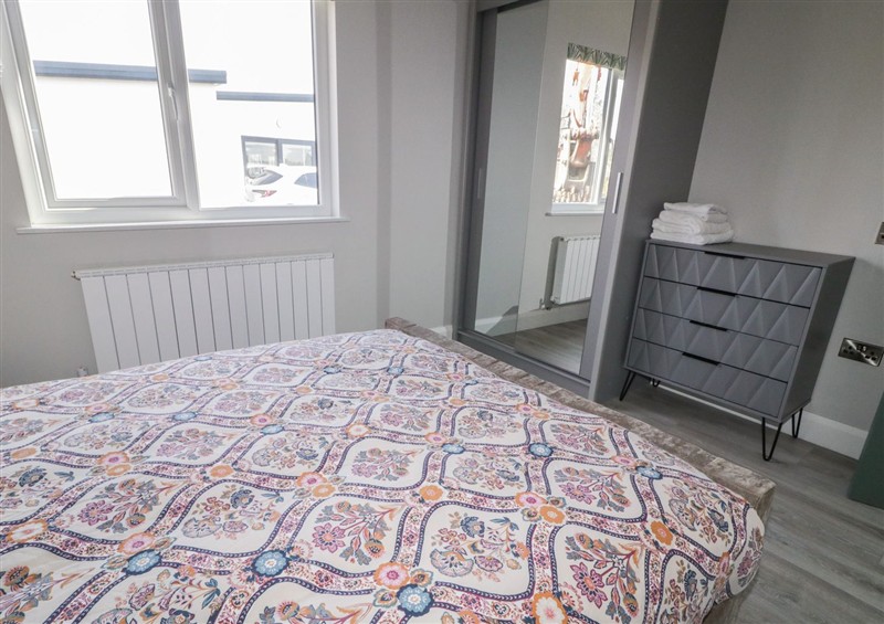 This is a bedroom at Number 2 Villa - The View, Derrybeg