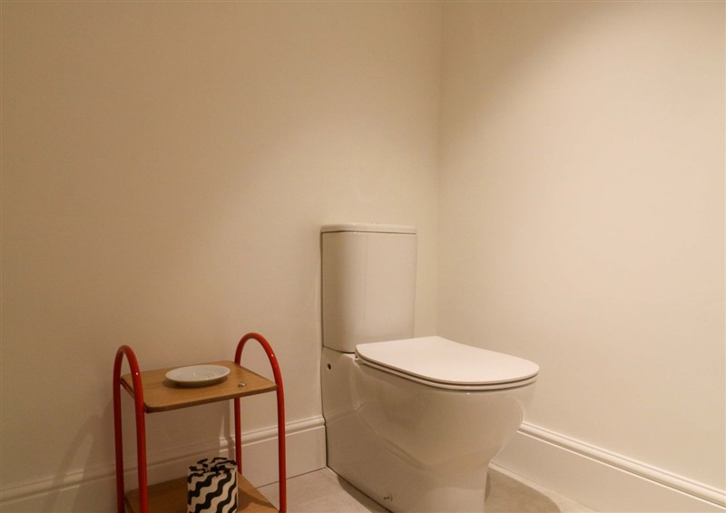 Bathroom (photo 2) at Number 3 The Barn House, Woodham