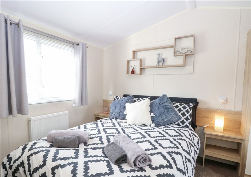 This is a bedroom at Number 34 Foxburrow Hang, Belton