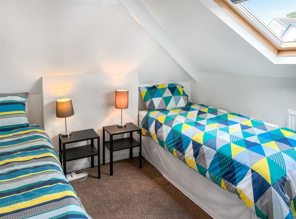 Twin bedroom