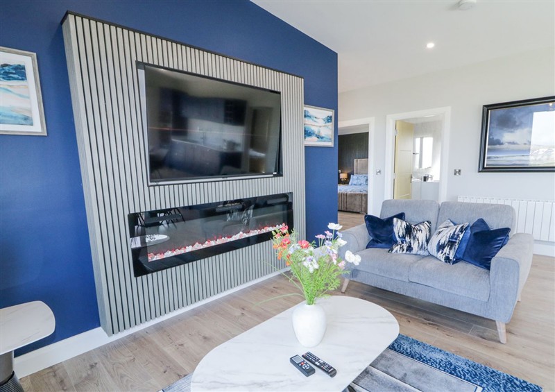 The living room at Number 5 Villa - The View, Derrybeg