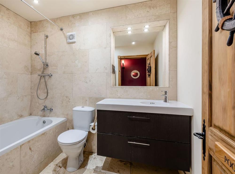 Bathroom at Number 9 in Portpatrick, Wigtownshire