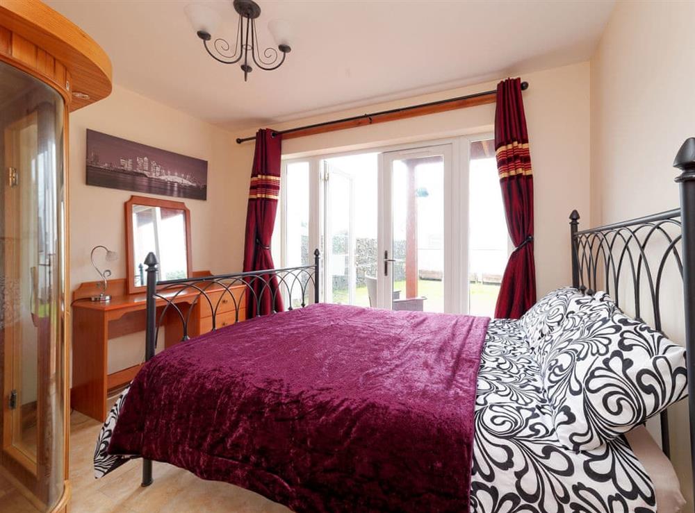 Double bedroom (photo 2) at Number 9 in Portpatrick, Wigtownshire