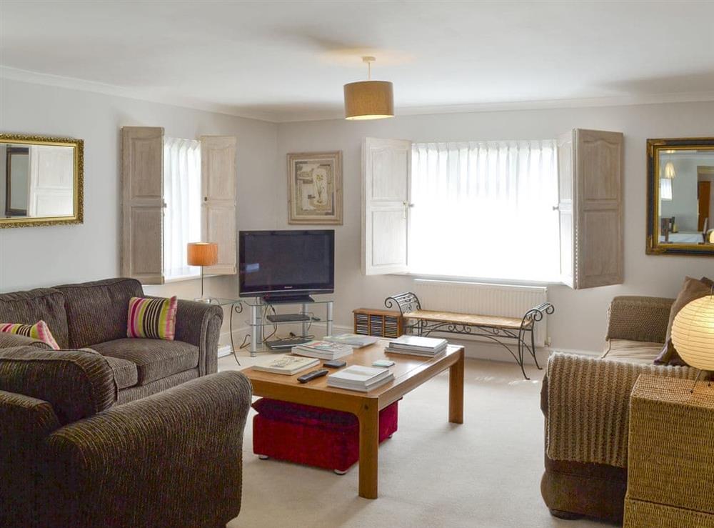 Spacious living room at Number Five in St Minver, near Rock, Cornwall