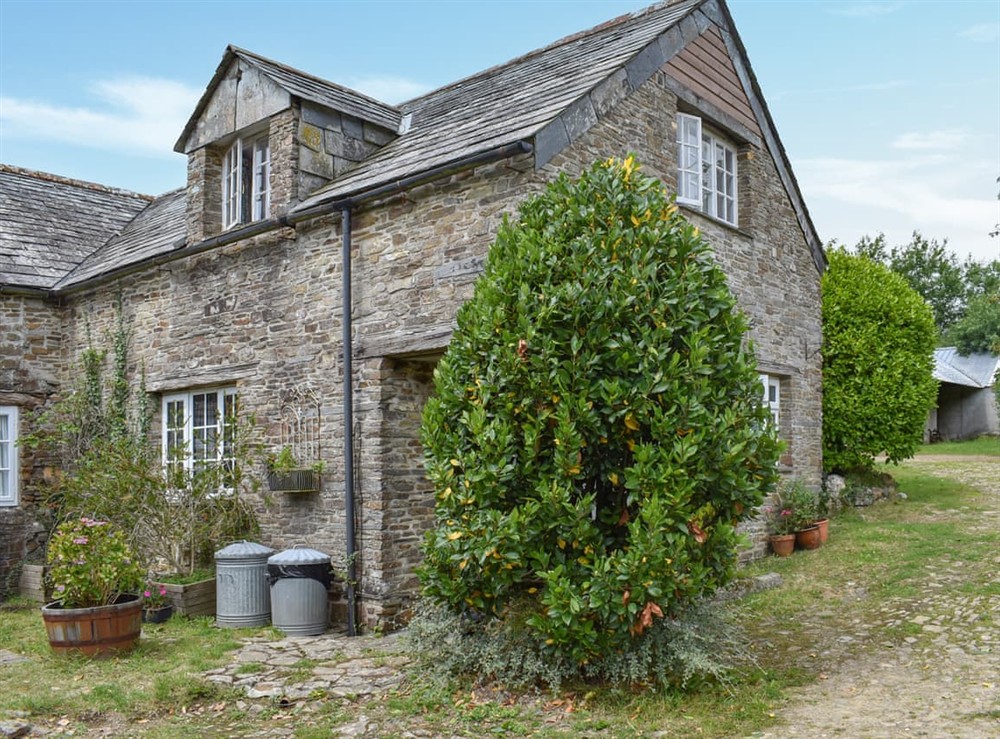 Exterior at Nutmegs in Camelford, Cornwall