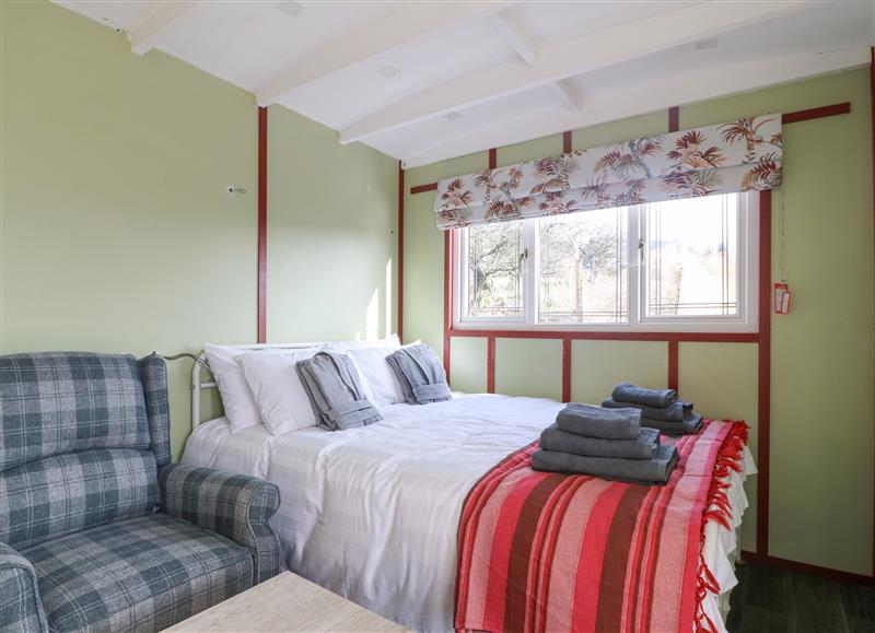 Bedroom at Nyth Y Bioden (Magpies Nest), Llanaelhaearn near Trefor