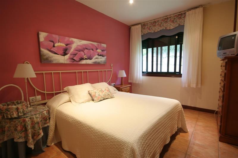 Double bedroom at O Chapitel, Baiona and Nigran, Spain