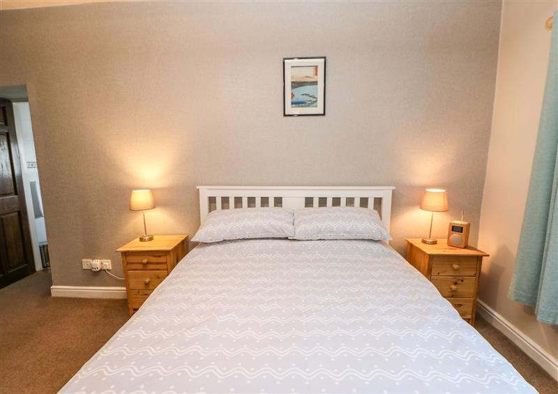 A bedroom in Oak Cottage at Oak Cottage, Appleby-In-Westmorland