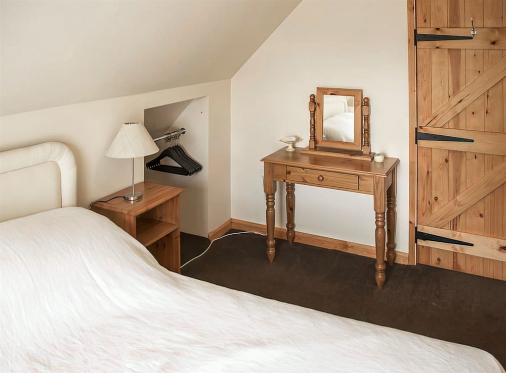 Double bedroom (photo 3) at Oak Cottage in Burgh Le Marsh, near Skegness, Lincolnshire