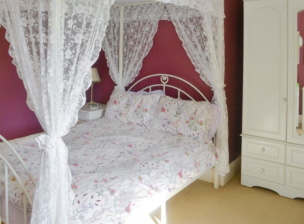Lovely four poster bedroom at Oak Cottage in Byrness Village, near Otterburn, Tyne And Wear