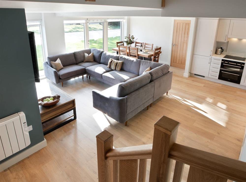 Open plan living space (photo 2) at Oak Cottage in Dorsington, near Stratford-Upon-Avon, Warwickshire