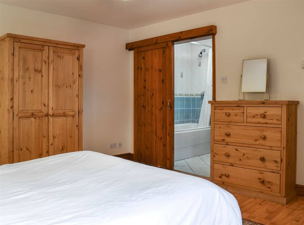 Double bedroom (photo 2) at Oak Cottage in Sneaton, near Whitby, North Yorkshire