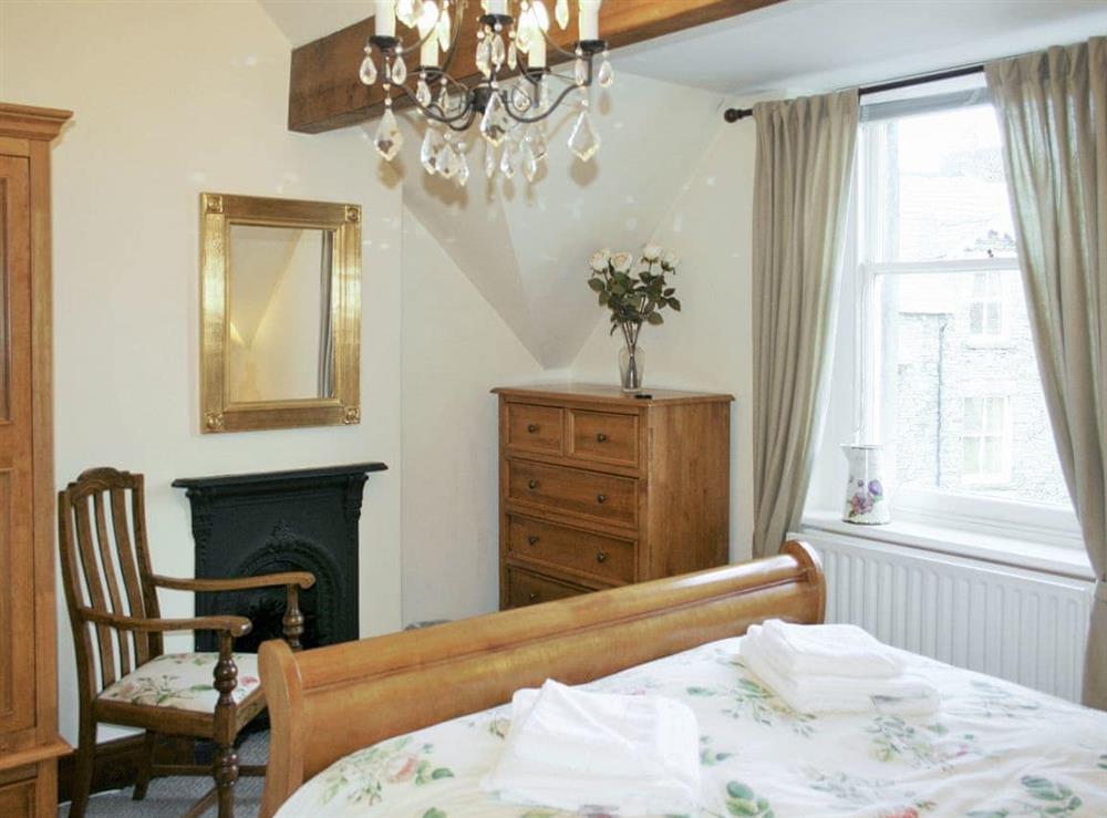 Charming second floor double bedroom at Oak Lea in Keswick, Cumbria