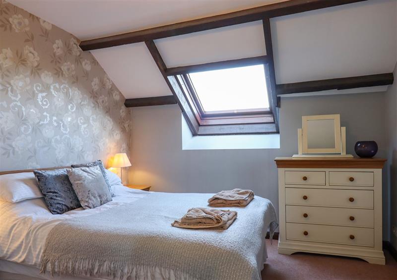 One of the 2 bedrooms at Oak Leaves Cottage, Teigngrace near Newton Abbot