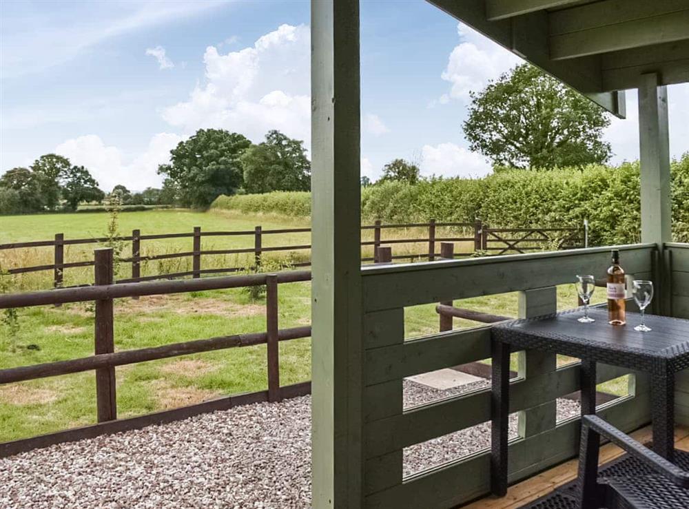 Sitting-out-area at Oak Lodge in Berrow, Near Malvern Hills, Worcestershire