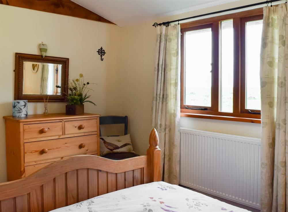 Double bedroom (photo 2) at Oak Lodge in Bosley, near Macclesfield, Cheshire
