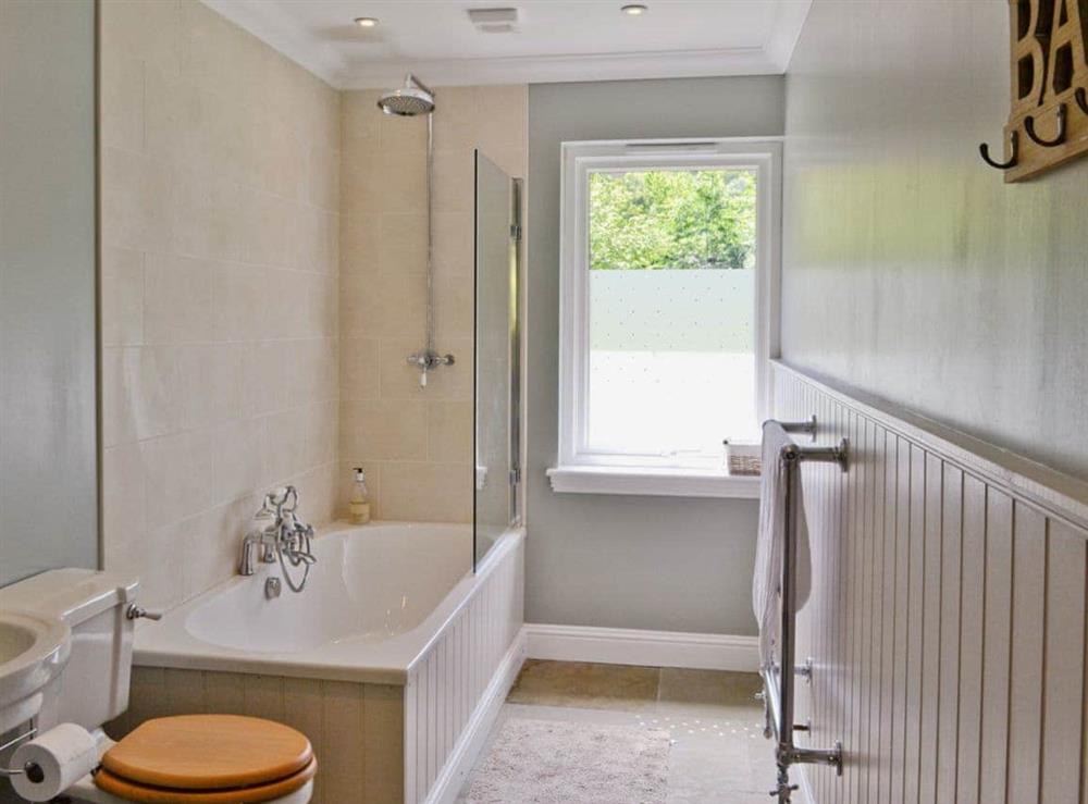Bathroom at Oak Lodge in St Fillans, near Crieff, Perthshire