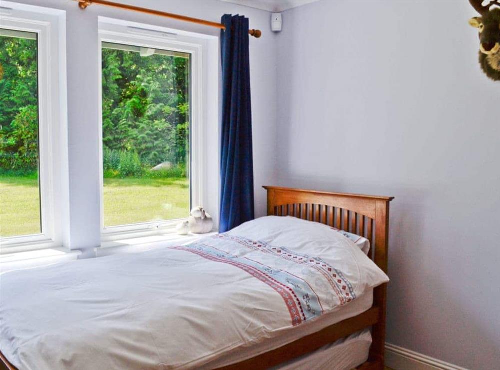 Triple bedroom at Oak Lodge in St Fillans, near Crieff, Perthshire