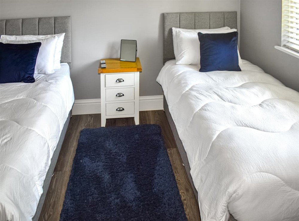 Twin bedroom at Oak Park One in Tiverton, Devon