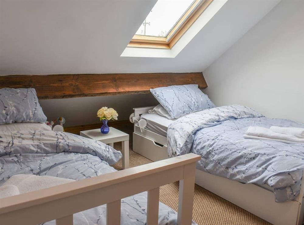 Twin bedroom at Oak Tree Cottage in Fence, Lancashire