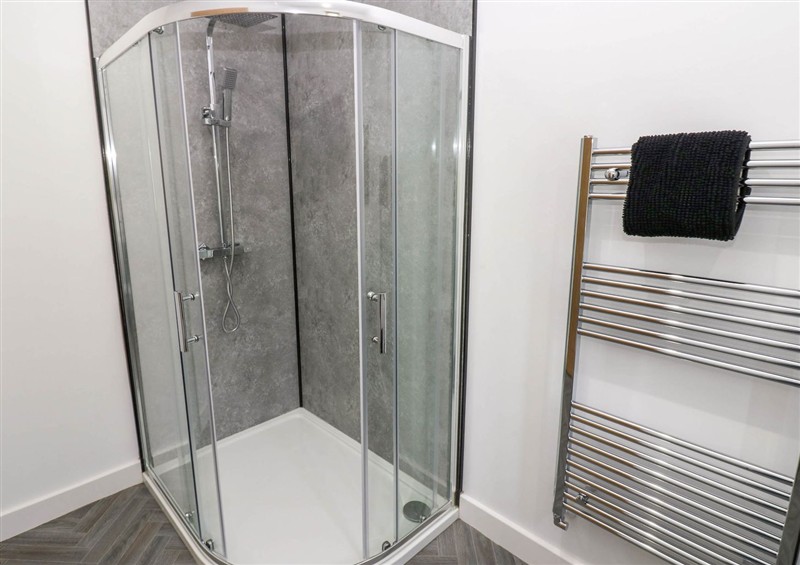 Bathroom at Oak Tree Cottage, Frizington