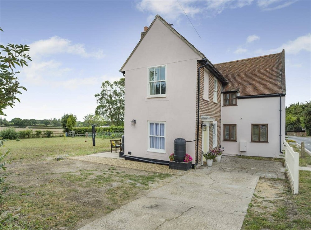 Exterior at Oak Tree Cottage in Kirby Le Soken, Essex