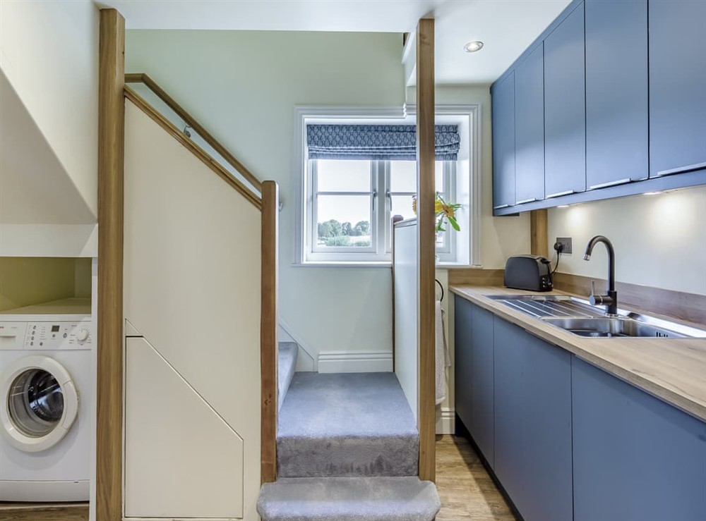 Kitchen (photo 2) at Oak Tree Cottage in Kirby Le Soken, Essex