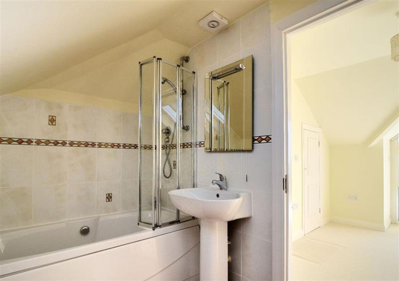 Bathroom at Oak Tree, Lyme Regis